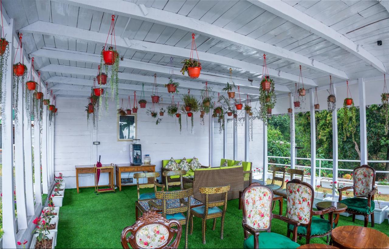 Summit Barsana Resort & Spa Kalimpong Exterior photo